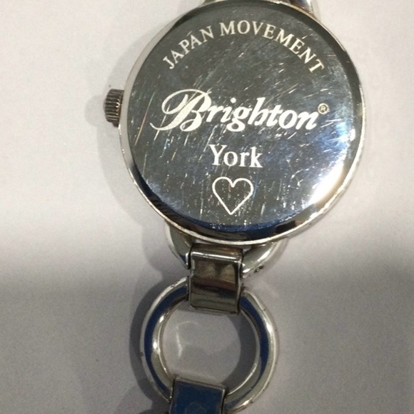 Women’s Watch by Brighton York nice size face and good looking color sliver - Picture 5 of 8